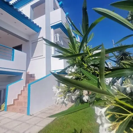 Wsd Artemis Luxury 4bedroom Holiday With Balcony And Private Parking